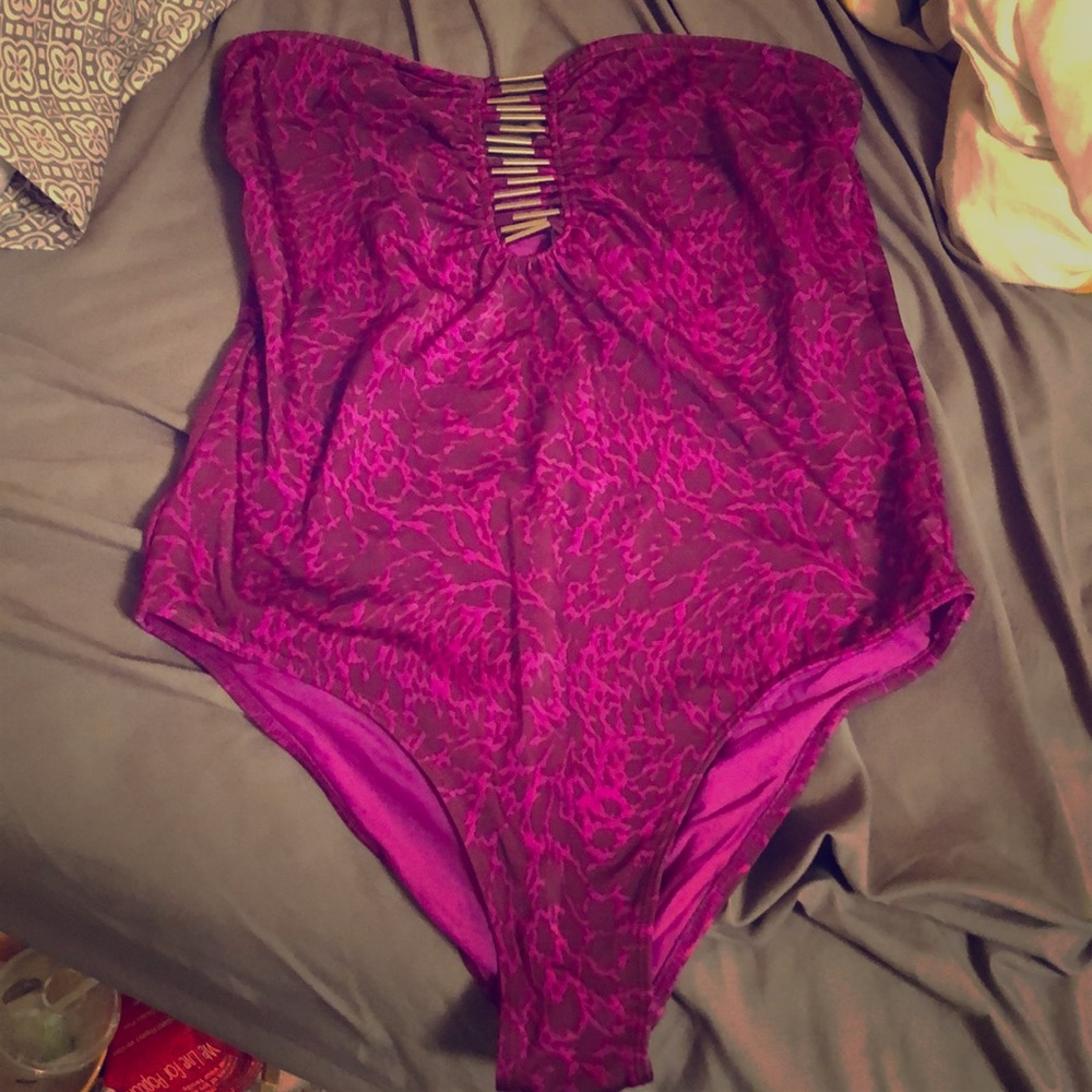 Beautiful purple strapless bathing suit